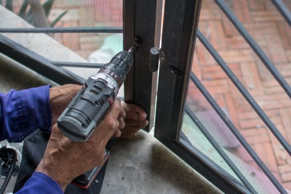 Cost of Steel Window Repair in Valparaiso